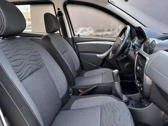 RENAULT-DUSTER-2013