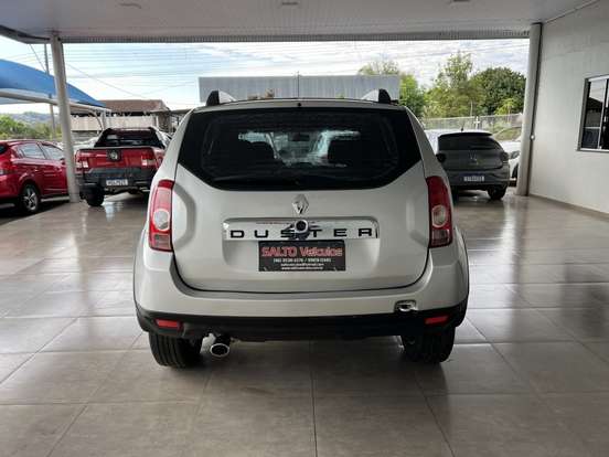 RENAULT-DUSTER-2013