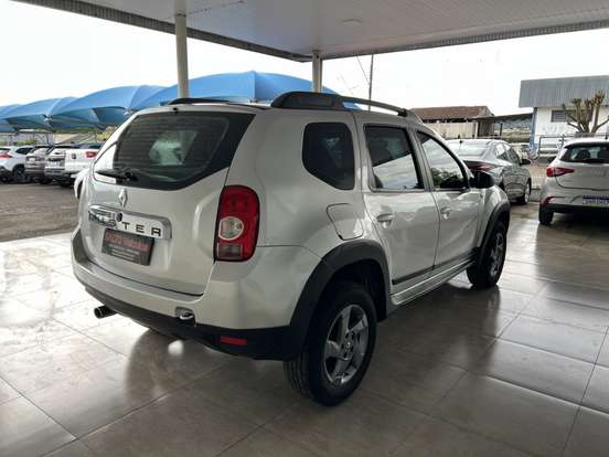RENAULT-DUSTER-2013