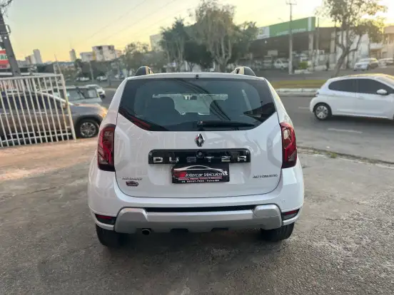 RENAULT-DUSTER-2016