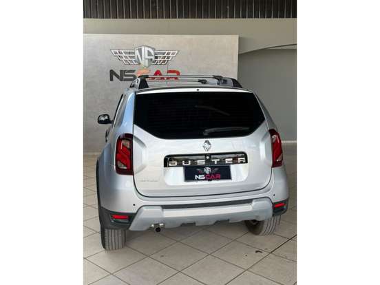 RENAULT-DUSTER-2018