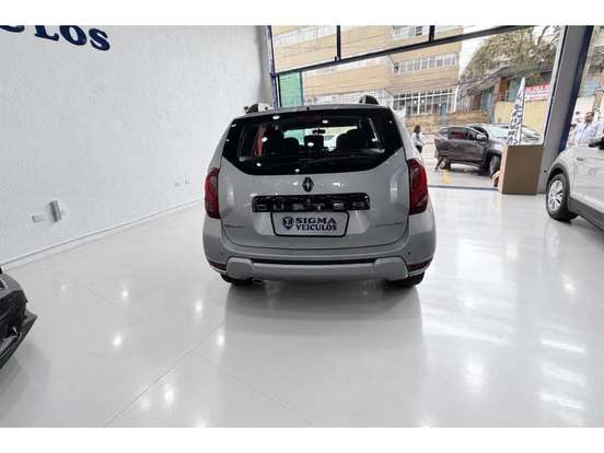 RENAULT-DUSTER-2015