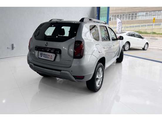 RENAULT-DUSTER-2015