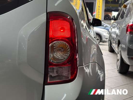 RENAULT-DUSTER-2.0 DYNAMIQUE 4X2 16V FLEX 4P AUTOMÁTICO RENAULT-DUSTER-2013