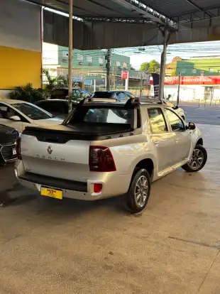 RENAULT-DUSTER OROCH-2015