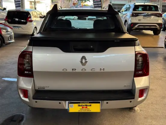 RENAULT-DUSTER OROCH-2.0 16V FLEX DYNAMIQUE 4P MANUAL RENAULT-DUSTER OROCH-2015