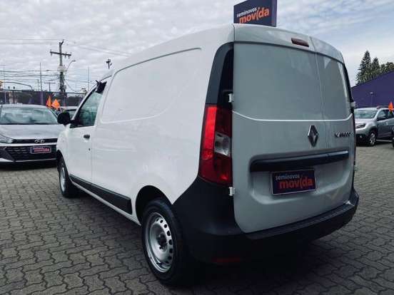 RENAULT-KANGOO-2024