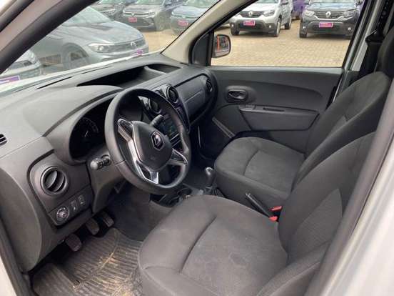 RENAULT-KANGOO-2024