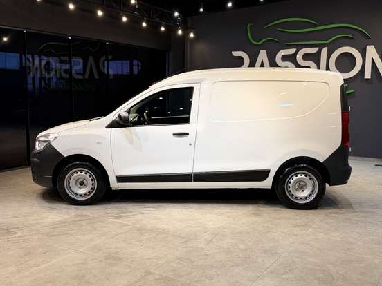 RENAULT-KANGOO-2024