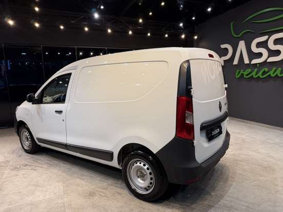 RENAULT-KANGOO-2024