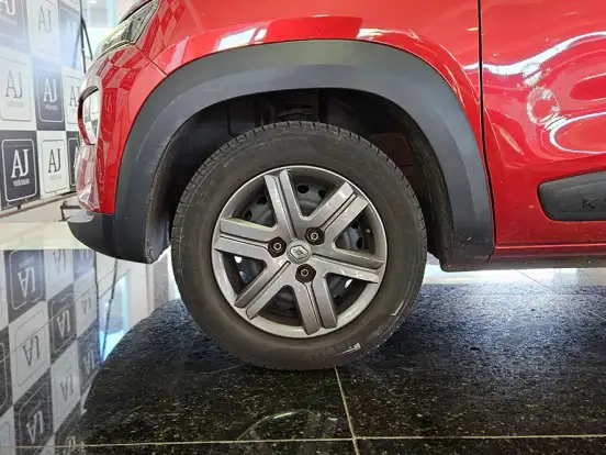 RENAULT-KWID-1.0 12V SCE FLEX ZEN MANUAL RENAULT-KWID-2023