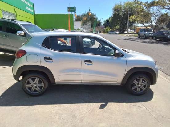 RENAULT-KWID-1.0 12V SCE FLEX ZEN MANUAL RENAULT-KWID-2025