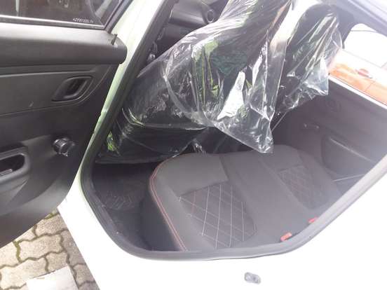 RENAULT-KWID-1.0 12V SCE FLEX ZEN MANUAL RENAULT-KWID-2025