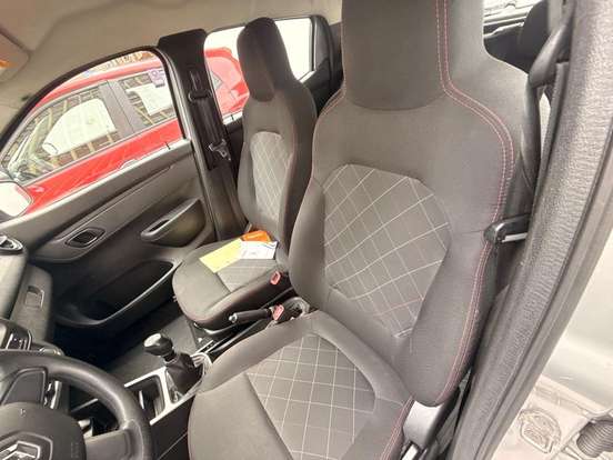 RENAULT-KWID-2024