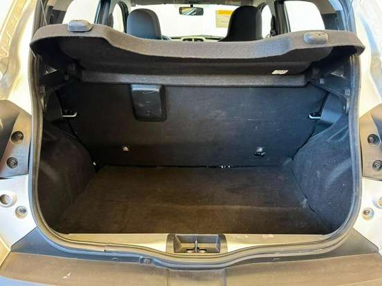 RENAULT-KWID-2024