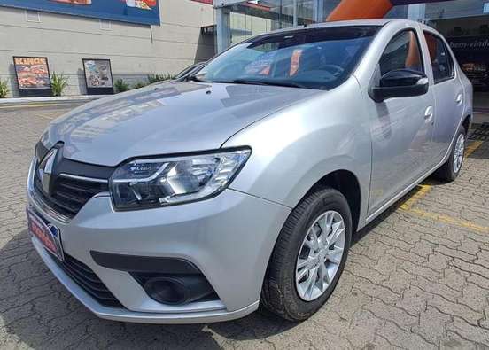 RENAULT-LOGAN-2024