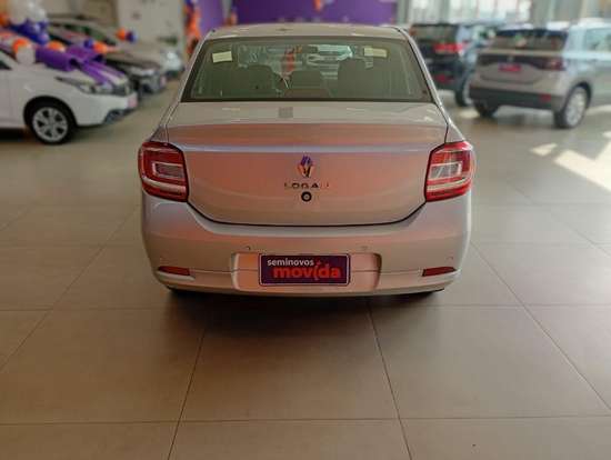 RENAULT-LOGAN-2024