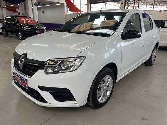 RENAULT-LOGAN-2024