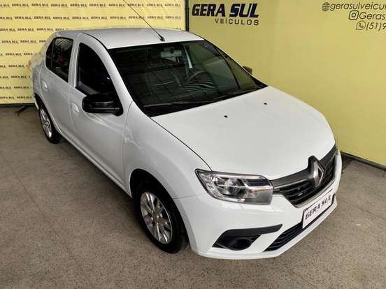 RENAULT-LOGAN-2022