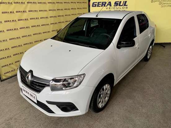 RENAULT-LOGAN-2022