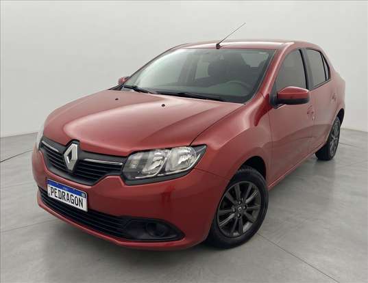RENAULT-LOGAN-2014
