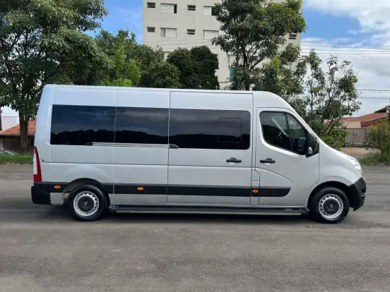 RENAULT-MASTER-2.3 DCI DIESEL MINIBUS EXECUTIVE 16L L3H2 3P MANUAL RENAULT-MASTER-2019