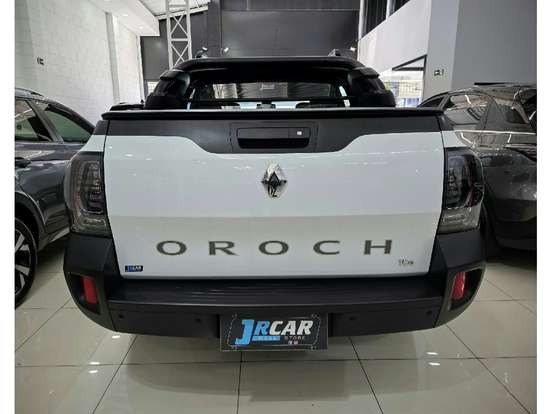 RENAULT-OROCH-2024
