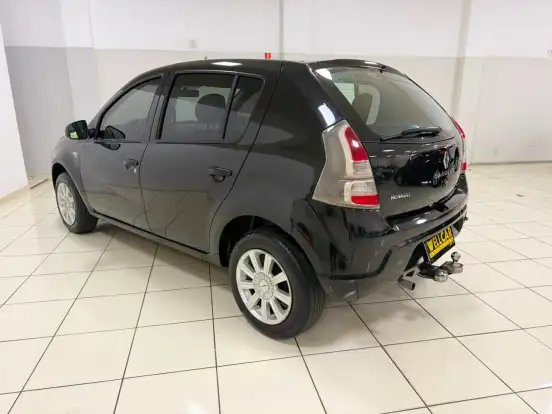 RENAULT-SANDERO-1.0 EXPRESSION 16V FLEX 4P MANUAL RENAULT-SANDERO-2013