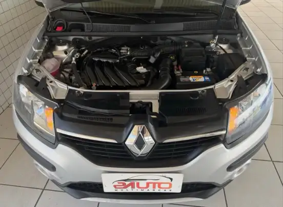 RENAULT-SANDERO-2017
