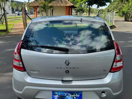 RENAULT-SANDERO-1.6 EXPRESSION 16V FLEX 4P MANUAL RENAULT-SANDERO-2012