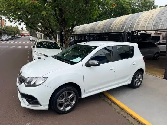 RENAULT-SANDERO-1.6 GT LINE LIMITED FLEX 4P MANUAL RENAULT-SANDERO-2016