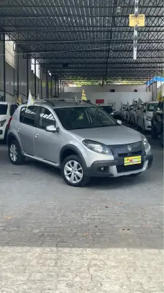 RENAULT SANDERO 1.6 STEPWAY 16V FLEX 4P MANUAL