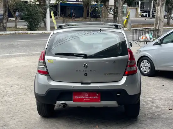 RENAULT-SANDERO-1.6 STEPWAY 16V FLEX 4P MANUAL RENAULT-SANDERO-2013