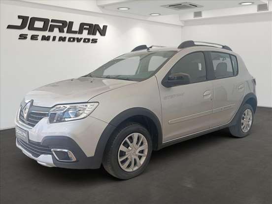 RENAULT-SANDERO-2023