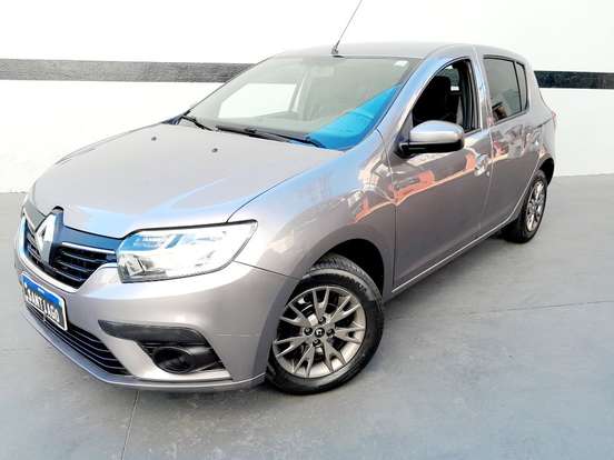 RENAULT-SANDERO-2020