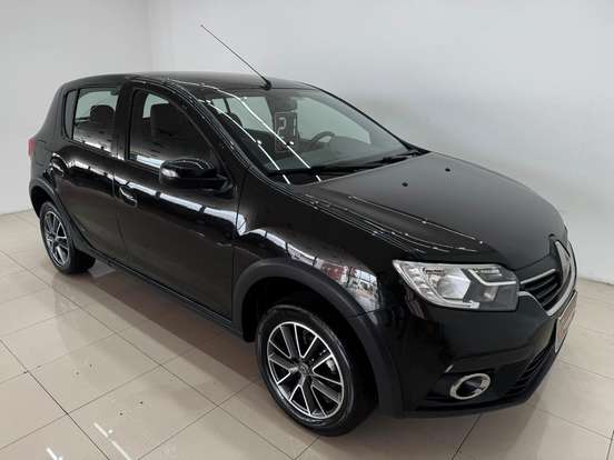 RENAULT-SANDERO-2020