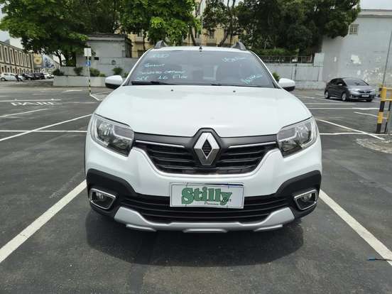 RENAULT-SANDERO-2019
