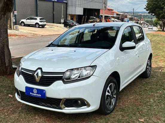 RENAULT-SANDERO-1.6 EXPRESSION 8V FLEX 4P MANUAL RENAULT-SANDERO-2015