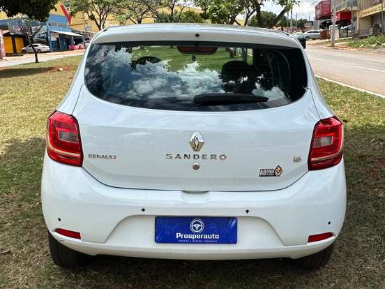 RENAULT-SANDERO-1.6 EXPRESSION 8V FLEX 4P MANUAL RENAULT-SANDERO-2015