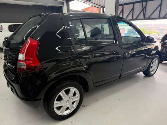 RENAULT-SANDERO-1.6 EXPRESSION 8V FLEX 4P MANUAL RENAULT-SANDERO-2013
