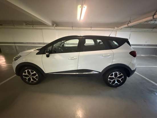 RENAULT-CAPTUR-2017