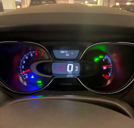 RENAULT-CAPTUR-1.6 16V SCE FLEX INTENSE X-TRONIC RENAULT-CAPTUR-2017