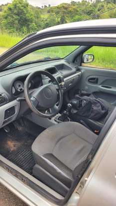 RENAULT-CLIO-2010
