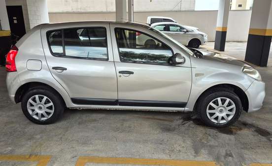 RENAULT-SANDERO-1.0 EXPRESSION 16V FLEX 4P MANUAL RENAULT-SANDERO-2011