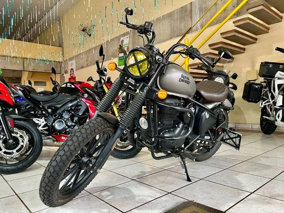 ROYAL ENFIELD CLASSIC 350 DARK 