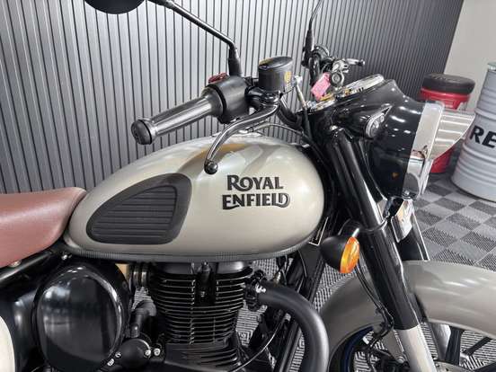 ROYAL ENFIELD-CLASSIC 350-2022