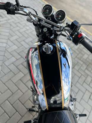 ROYAL ENFIELD-INTERCEPTOR-2021