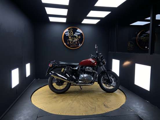 ROYAL ENFIELD-INTERCEPTOR-2021
