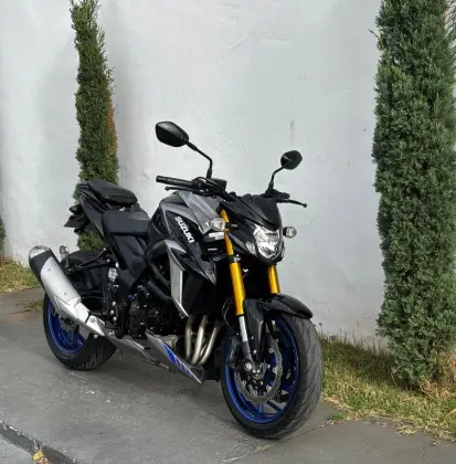 SUZUKI GSX-S750ZA 