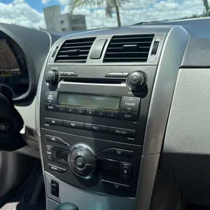 TOYOTA-COROLLA-2012